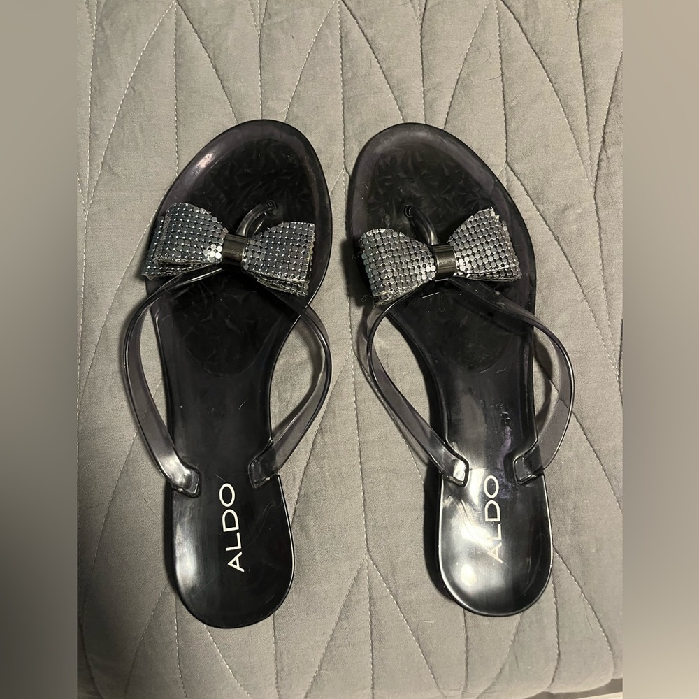 Aldo bow flip flops